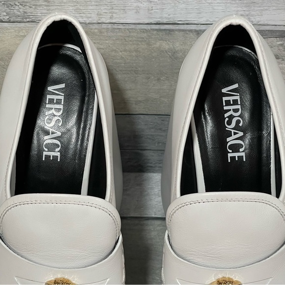 VERSACE Leather Platform Wedge Heels with Signature Medusa Logo - White - Sz- 10 - Picture 6 of 14